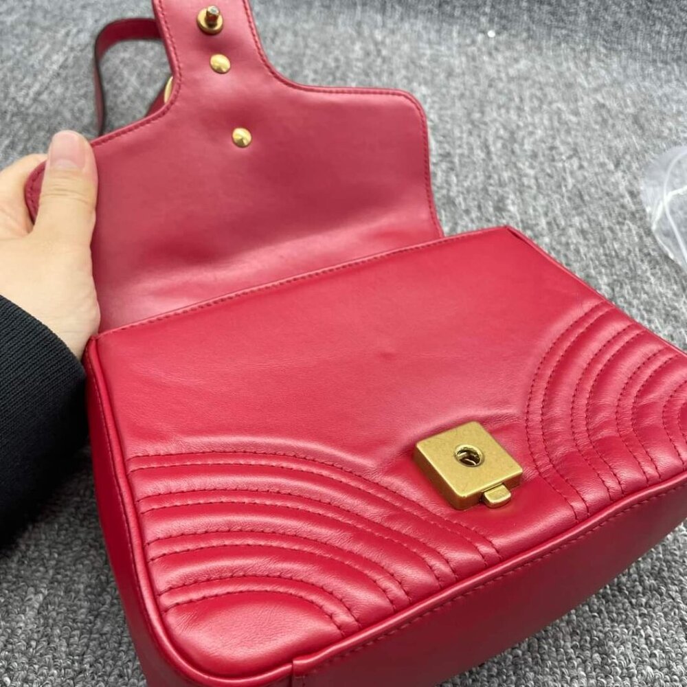 100% Authentic Gucci Marmont Mini Leather Shoulder Bag - Picture 10 of 16